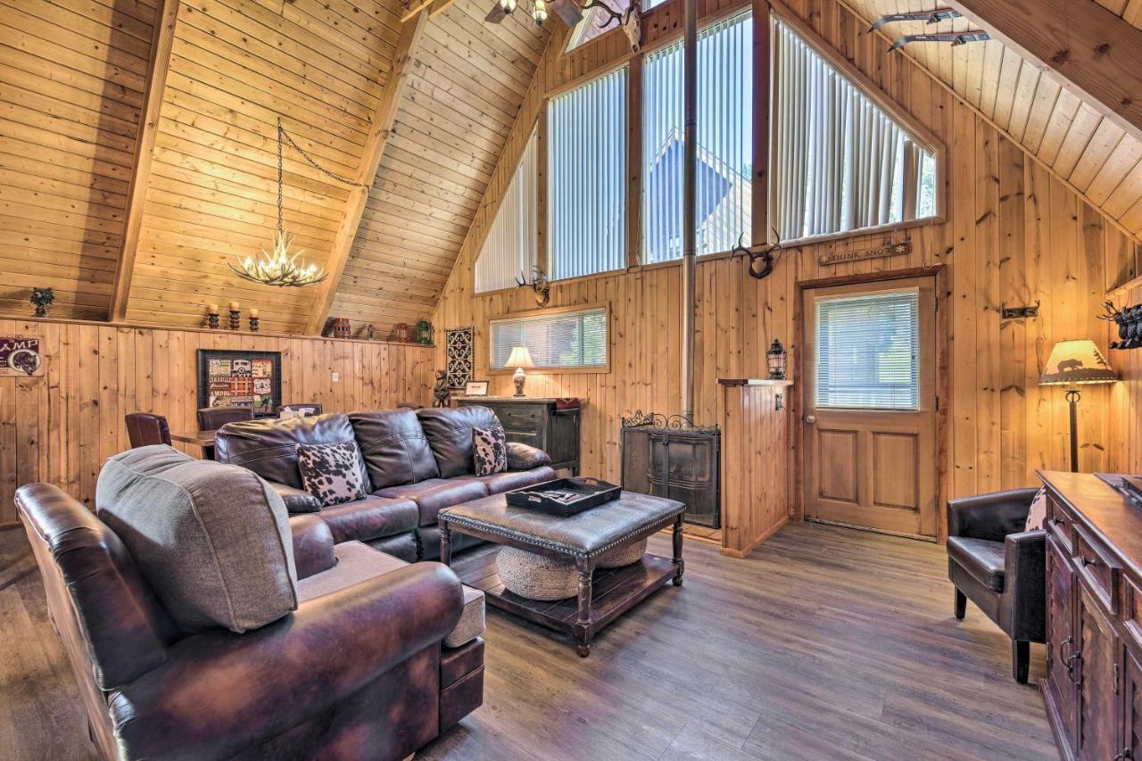Ski-Inandski-Out Red River Cabin With Mtn Views! 외부 사진