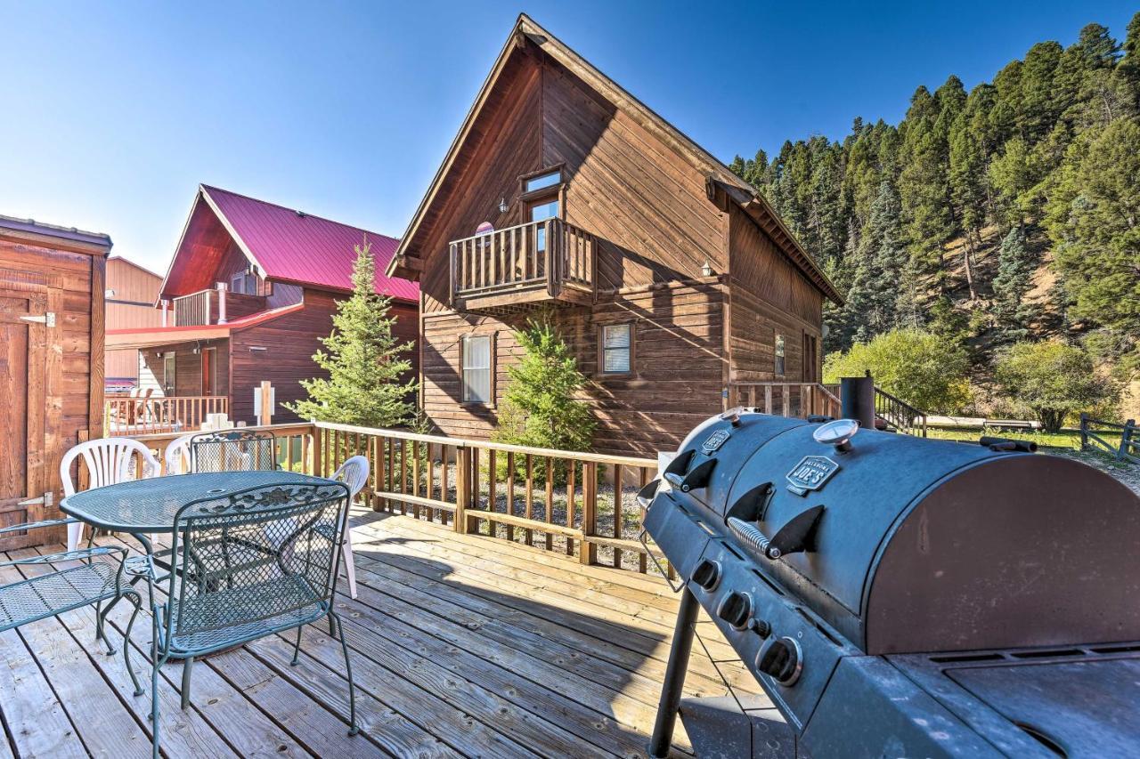 Ski-Inandski-Out Red River Cabin With Mtn Views! 외부 사진