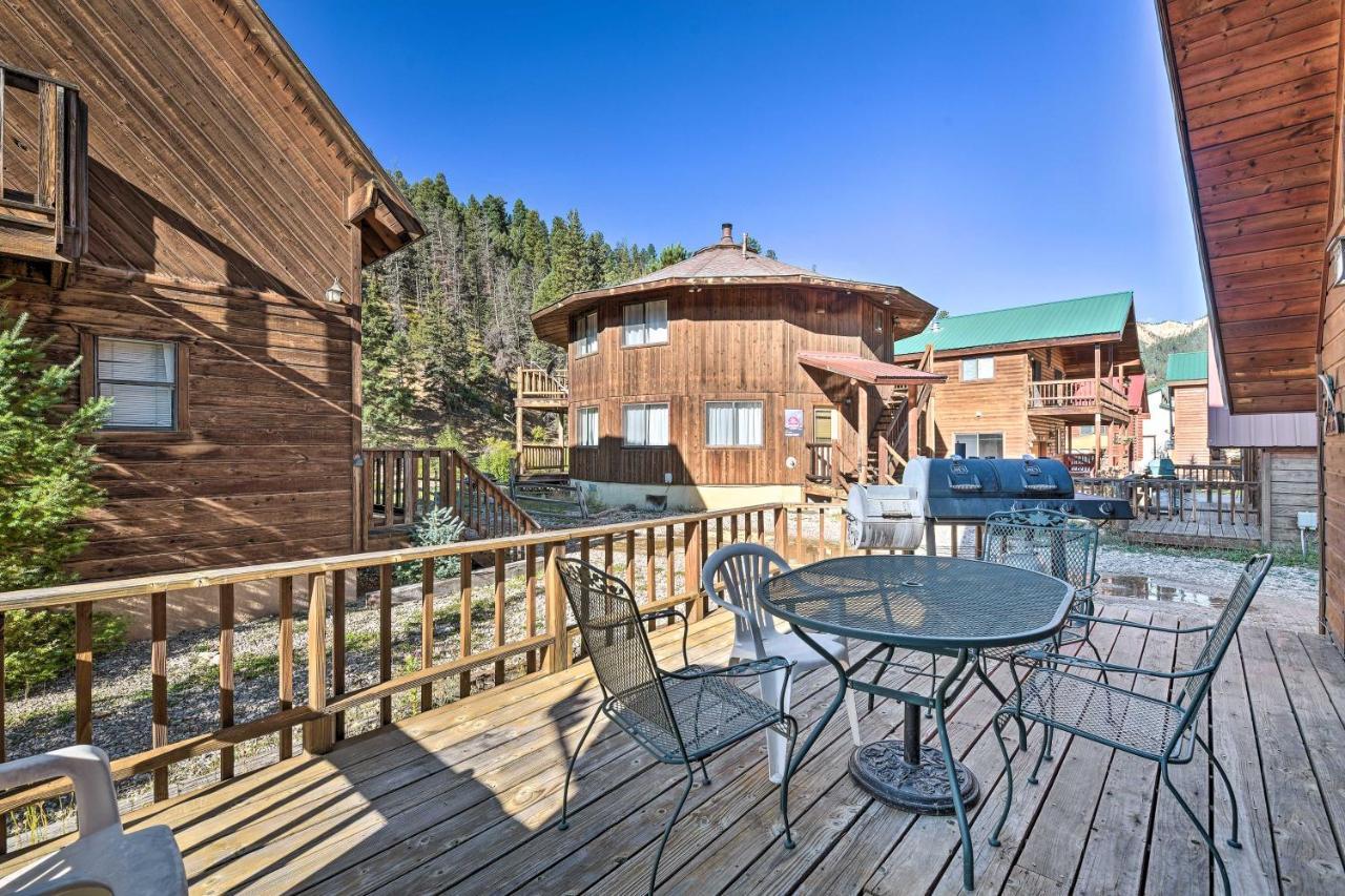 Ski-Inandski-Out Red River Cabin With Mtn Views! 외부 사진