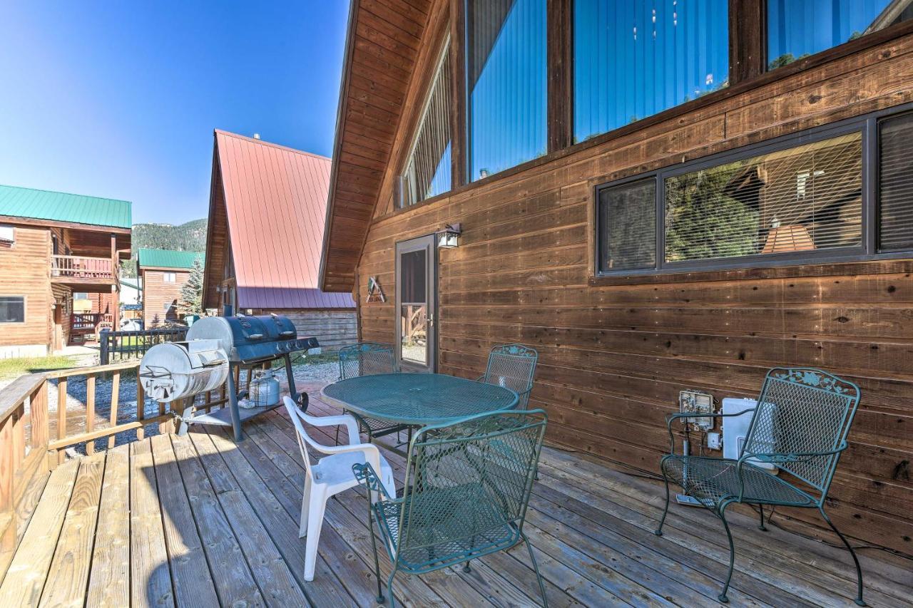Ski-Inandski-Out Red River Cabin With Mtn Views! 외부 사진