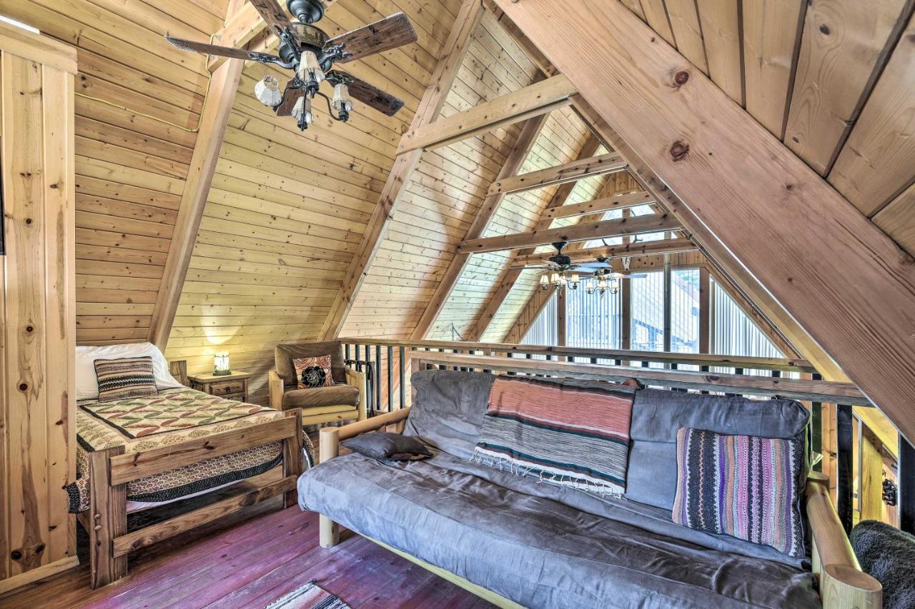 Ski-Inandski-Out Red River Cabin With Mtn Views! 외부 사진